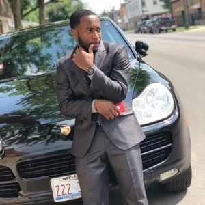 Meet your Posher, Emanuel